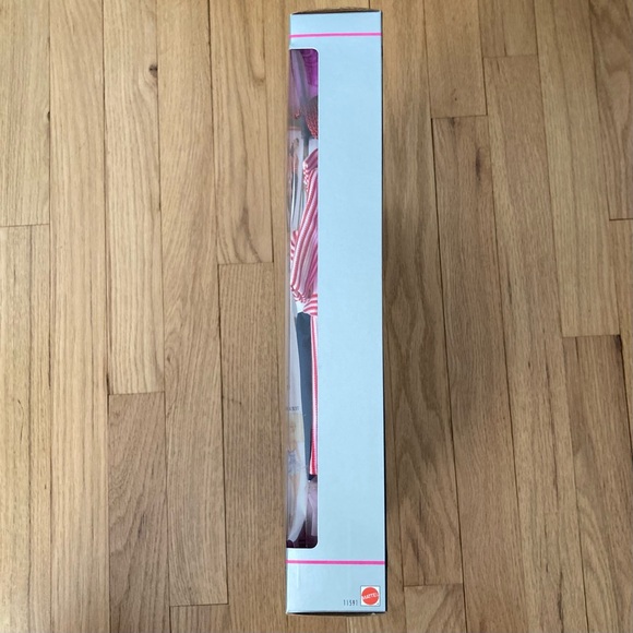 Mattel Barbie 35th Anniversary Doll with Outfits-Black, White,Pink (Price Firm) - Picture 8 of 10